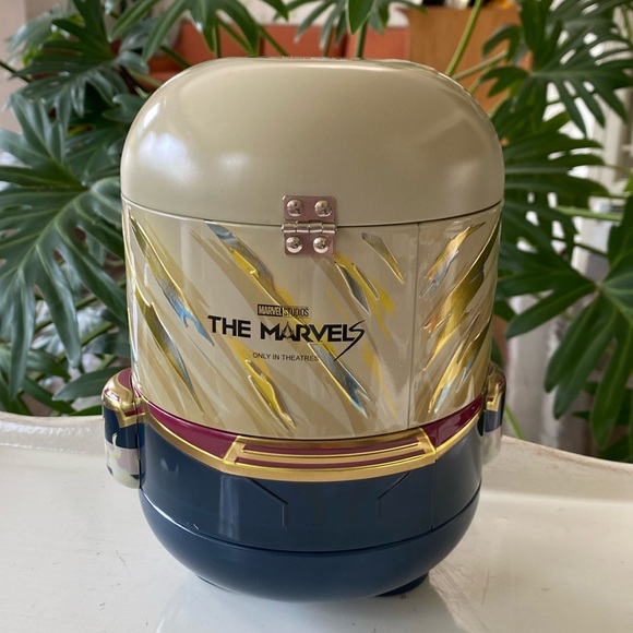 Marvel Comics The Marvels 2023 Movie Theater Metal Popcorn Tin - Toy Storage Tin - Picture 2 of 8